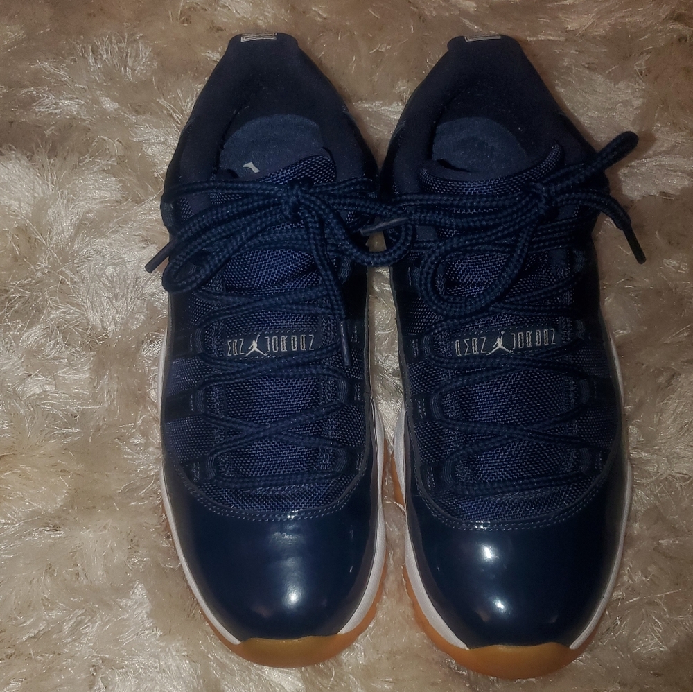 Air Jordan 11 Retro Low